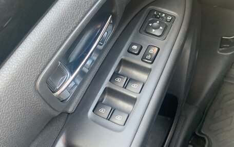 Mitsubishi Outlander III рестайлинг 3, 2019 год, 2 200 000 рублей, 17 фотография