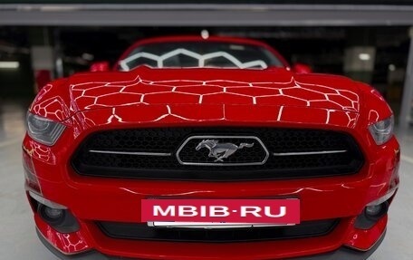 Ford Mustang VI рестайлинг, 2015 год, 3 300 000 рублей, 14 фотография