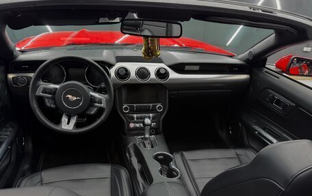 Ford Mustang VI рестайлинг, 2015 год, 3 300 000 рублей, 21 фотография