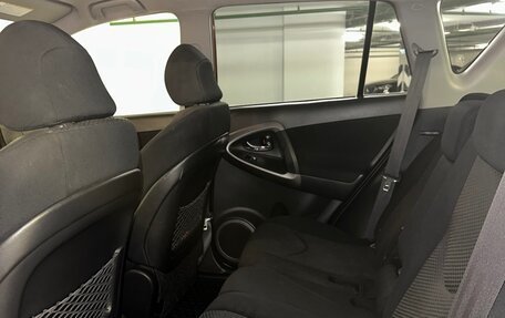 Toyota RAV4, 2006 год, 1 100 000 рублей, 12 фотография