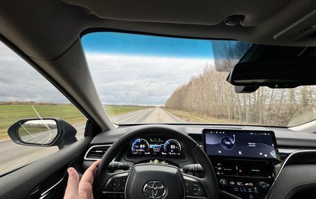 Toyota Camry, 2023 год, 3 530 000 рублей, 3 фотография