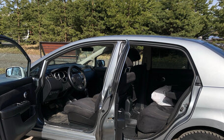 Nissan Tiida, 2010 год, 860 000 рублей, 5 фотография