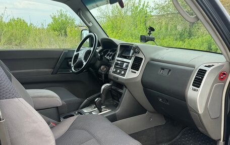Mitsubishi Pajero III рестайлинг, 2005 год, 1 250 000 рублей, 10 фотография