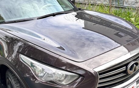 Infiniti QX70, 2015 год, 2 550 000 рублей, 2 фотография