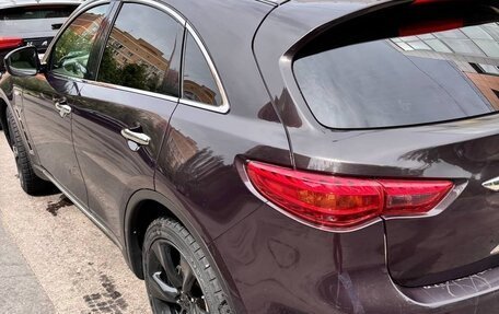 Infiniti QX70, 2015 год, 2 550 000 рублей, 8 фотография
