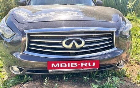 Infiniti QX70, 2015 год, 2 550 000 рублей, 15 фотография