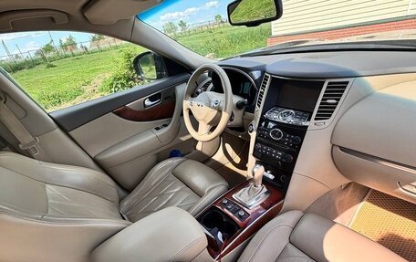 Infiniti QX70, 2015 год, 2 550 000 рублей, 25 фотография