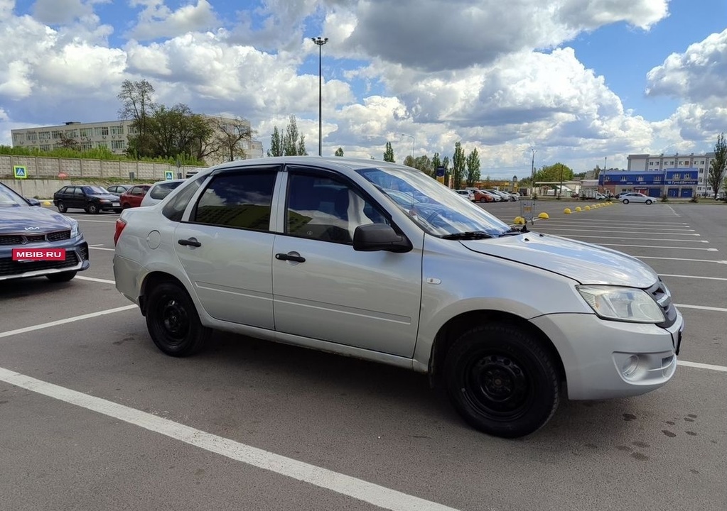 ВАЗ (LADA) Granta I, 2014 год, 260 000 рублей, 2 фотография