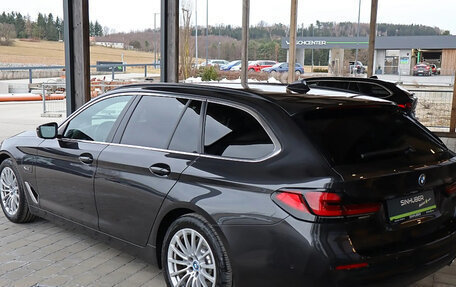 BMW 5 серия, 2022 год, 3 475 000 рублей, 4 фотография