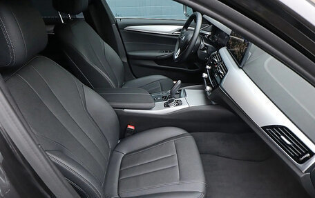 BMW 5 серия, 2022 год, 3 475 000 рублей, 7 фотография