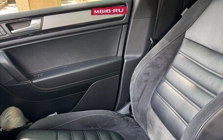 Volkswagen Touareg III, 2012 год, 2 099 000 рублей, 15 фотография