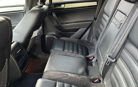 Volkswagen Touareg III, 2012 год, 2 099 000 рублей, 23 фотография