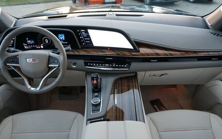 Cadillac Escalade V, 2022 год, 13 815 000 рублей, 8 фотография