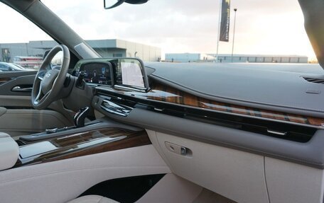 Cadillac Escalade V, 2022 год, 13 815 000 рублей, 13 фотография