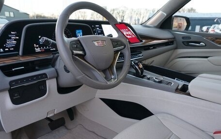 Cadillac Escalade V, 2022 год, 13 815 000 рублей, 11 фотография