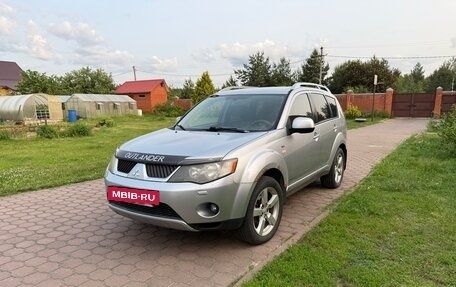 Mitsubishi Outlander III рестайлинг 3, 2008 год, 850 000 рублей, 2 фотография