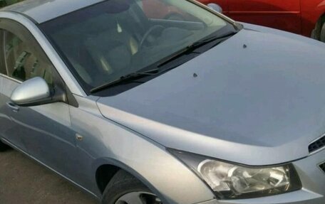 Chevrolet Cruze II, 2009 год, 335 000 рублей, 1 фотография