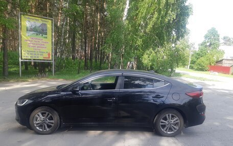 Hyundai Elantra VI рестайлинг, 2018 год, 1 320 000 рублей, 6 фотография