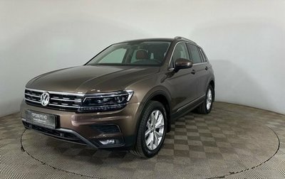 Volkswagen Tiguan II, 2018 год, 2 570 000 рублей, 1 фотография