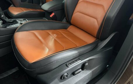 Volkswagen Tiguan II, 2018 год, 2 570 000 рублей, 10 фотография