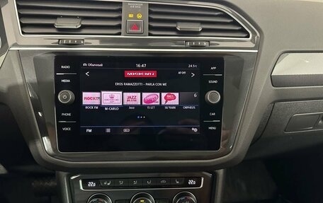 Volkswagen Tiguan II, 2018 год, 2 570 000 рублей, 12 фотография