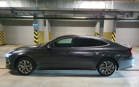 Hyundai Sonata VIII, 2021 год, 2 400 000 рублей, 4 фотография