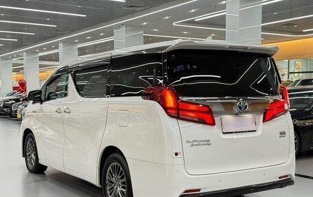 Toyota Alphard III, 2021 год, 7 700 000 рублей, 4 фотография