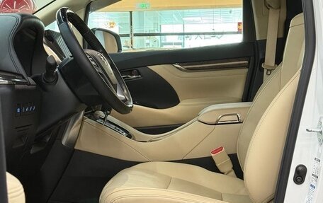 Toyota Alphard III, 2021 год, 7 700 000 рублей, 9 фотография