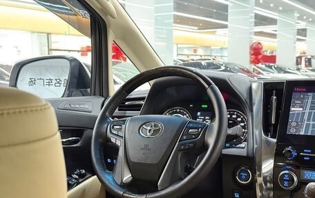 Toyota Alphard III, 2021 год, 7 700 000 рублей, 7 фотография