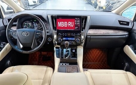 Toyota Alphard III, 2021 год, 7 700 000 рублей, 14 фотография