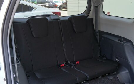 Toyota Wish II, 2009 год, 1 520 000 рублей, 12 фотография