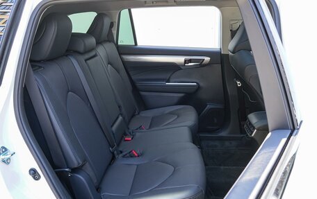 Toyota Highlander, 2025 год, 5 630 000 рублей, 7 фотография