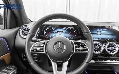 Mercedes-Benz GLB, 2022 год, 2 345 000 рублей, 13 фотография