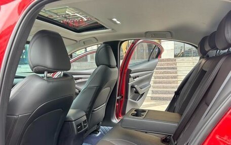 Mazda 3, 2022 год, 1 690 000 рублей, 7 фотография