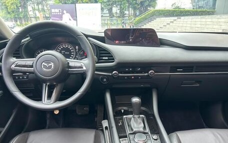 Mazda 3, 2022 год, 1 690 000 рублей, 9 фотография