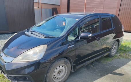 Honda Fit Shuttle I рестайлинг, 2014 год, 1 150 000 рублей, 3 фотография