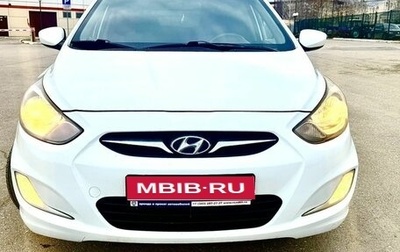 Hyundai Solaris II рестайлинг, 2011 год, 850 000 рублей, 1 фотография