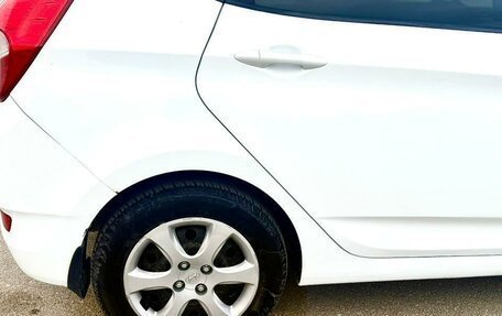 Hyundai Solaris II рестайлинг, 2011 год, 850 000 рублей, 4 фотография