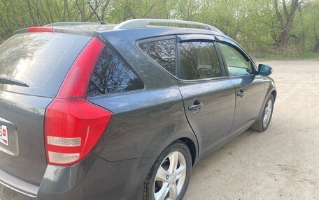 KIA cee'd I рестайлинг, 2011 год, 650 000 рублей, 4 фотография
