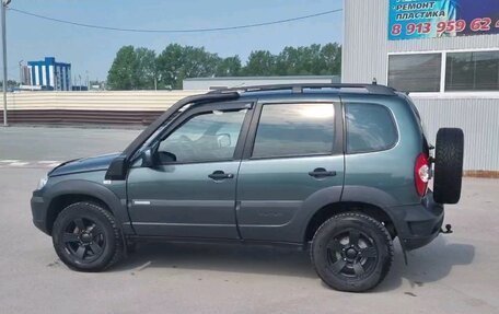 Chevrolet Niva I рестайлинг, 2015 год, 850 000 рублей, 7 фотография