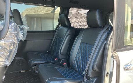 Toyota Noah III, 2021 год, 1 960 000 рублей, 20 фотография