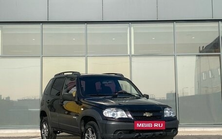 Chevrolet Niva I рестайлинг, 2011 год, 379 000 рублей, 2 фотография
