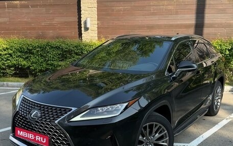 Lexus RX IV рестайлинг, 2022 год, 6 350 000 рублей, 1 фотография