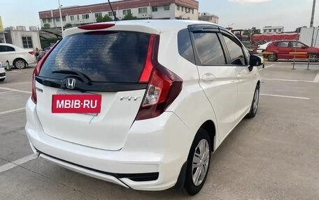 Honda Fit III, 2020 год, 1 000 000 рублей, 3 фотография