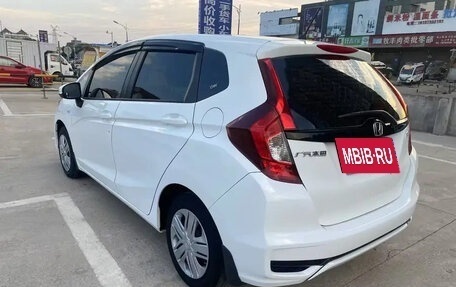 Honda Fit III, 2020 год, 1 000 000 рублей, 4 фотография