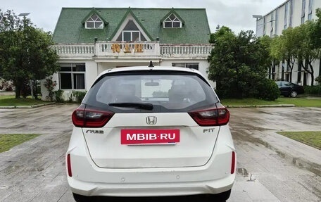 Honda Fit, 2021 год, 1 000 000 рублей, 8 фотография