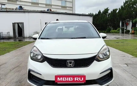 Honda Fit, 2021 год, 1 000 000 рублей, 2 фотография