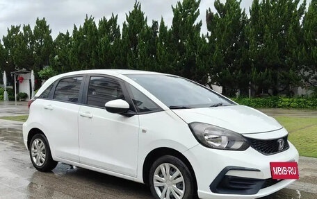 Honda Fit, 2021 год, 1 000 000 рублей, 3 фотография
