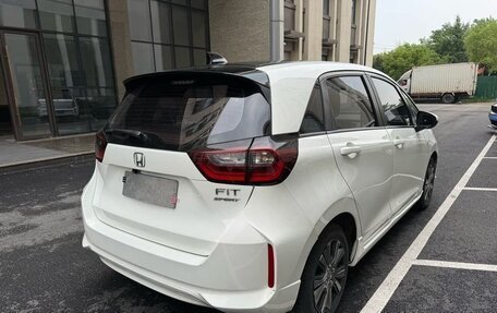 Honda Fit, 2020 год, 1 000 000 рублей, 5 фотография