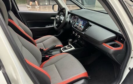 Honda Fit, 2020 год, 1 000 000 рублей, 9 фотография